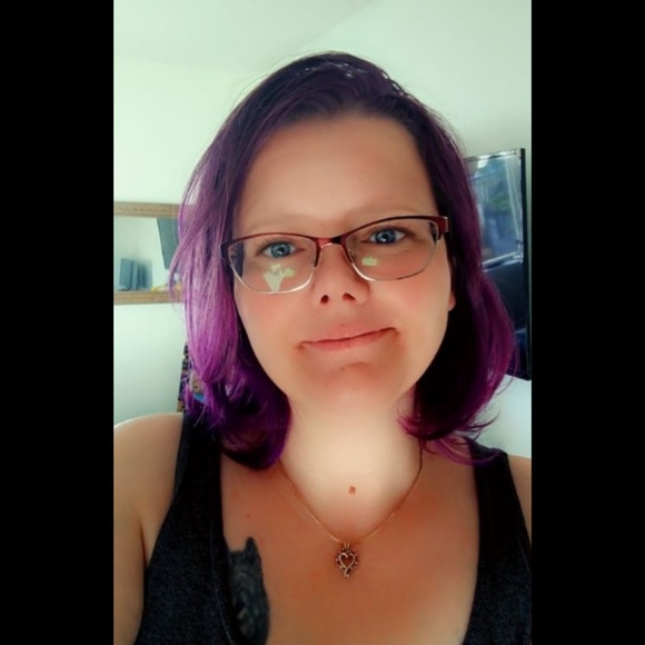 Meet your Posher, Ruby - Picture 1 of 1